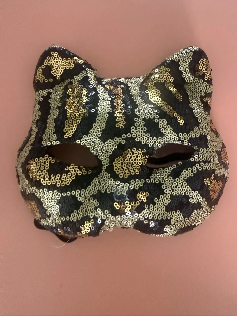 Sequin Cat Eye Mask in Black and Gold – Women Accessories great for Halloween